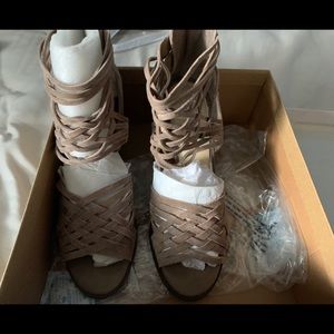 Jessica simpson heels